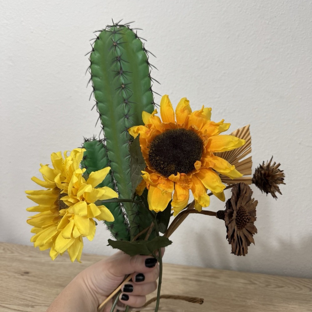 Southwestern Faux Floral Arrangement Vase Filler Western Cactus Sunflowers‎